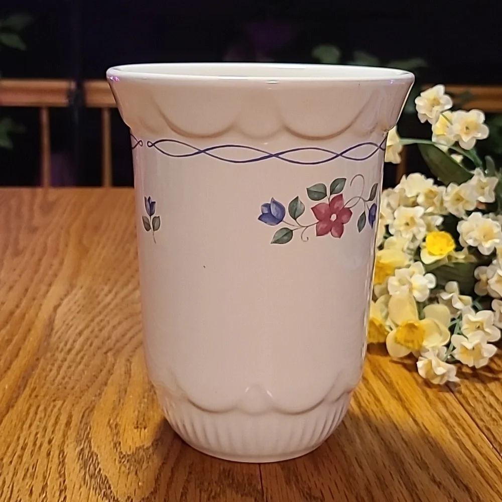 Pfaltzgraff Bonnie Brae Utencil Holder